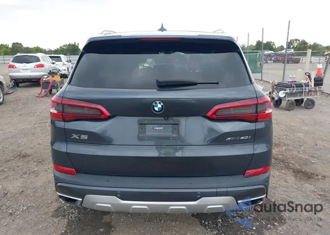 2019 BMW X5 xDrive40I z USA, uszkodzony, nr VIN 5UXCR6C57KLL13110